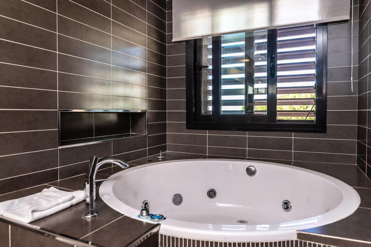 Vacation Marbella I Villa Riviera Del Sol, Private Pool, Jacuzzi, Walking Distance To The Beach มาลากา ภายนอก รูปภาพ